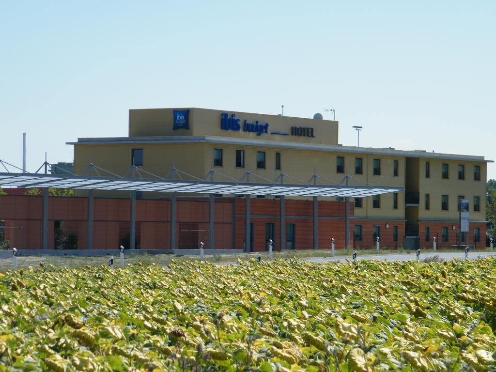 ibis budget Castelnaudary - A61 Bagian luar foto