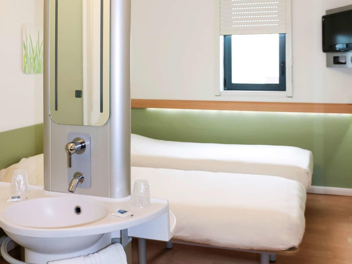 ibis budget Castelnaudary - A61 Bagian luar foto