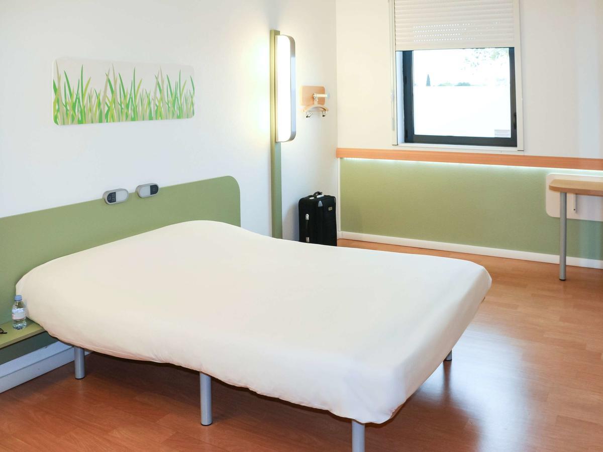 ibis budget Castelnaudary - A61 Bagian luar foto